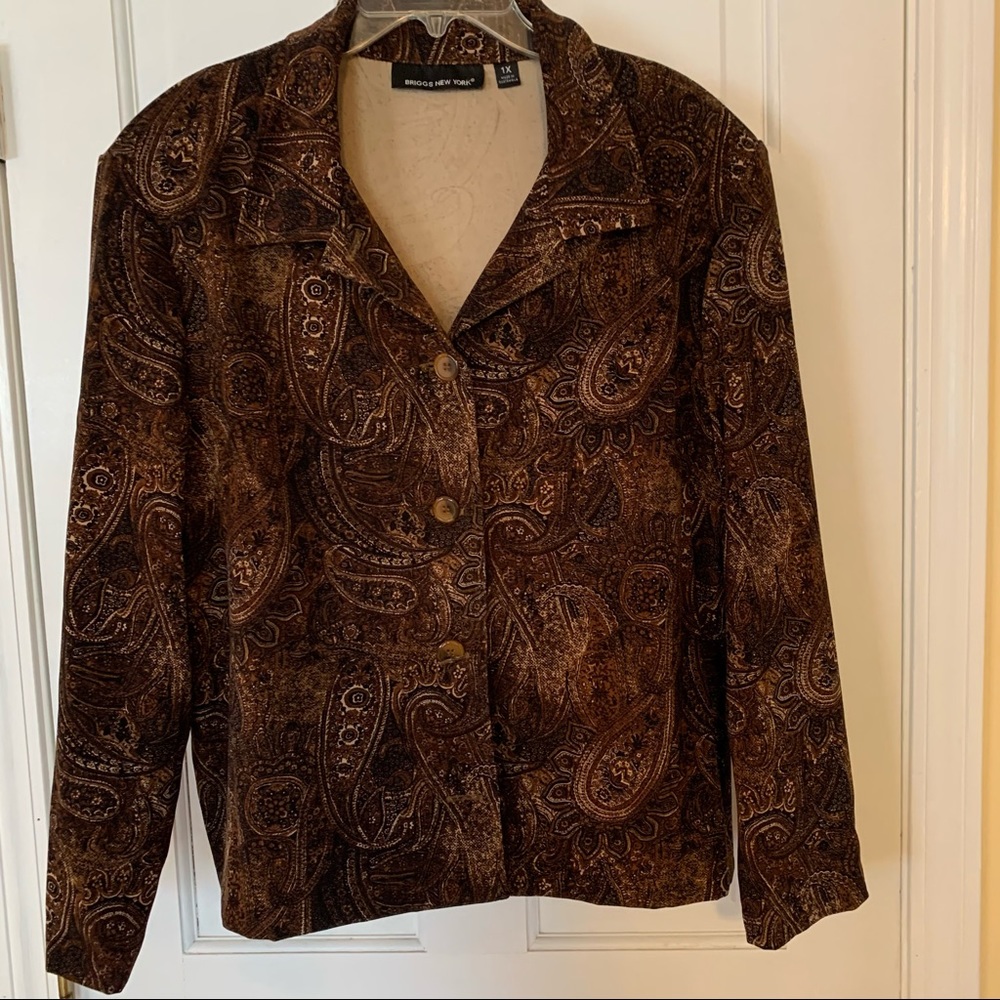 Brown and tan print jacket by Briggs New York.